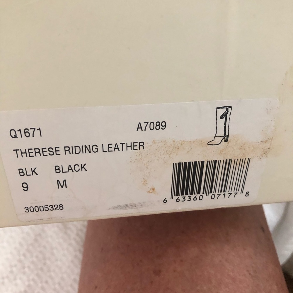 Coach Clogs - Picture 3 of 3